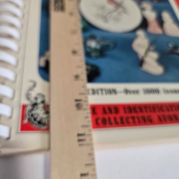 Bud Hastin's Avon Bottle Encyclopedia - Picture 7 of 9